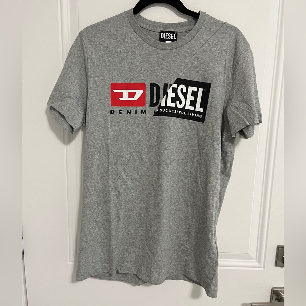 NWT - Diesel Men’s Logo Short Sleeve Tee - Size L